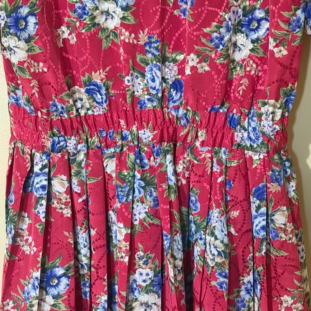Maggy Boutique Red Floral Wrap Midi Dress - Picture 9 of 11
